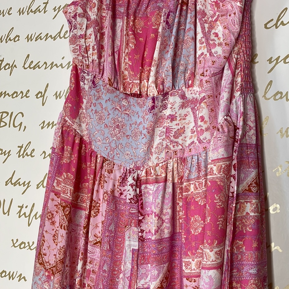 Pink romper - Picture 4 of 8